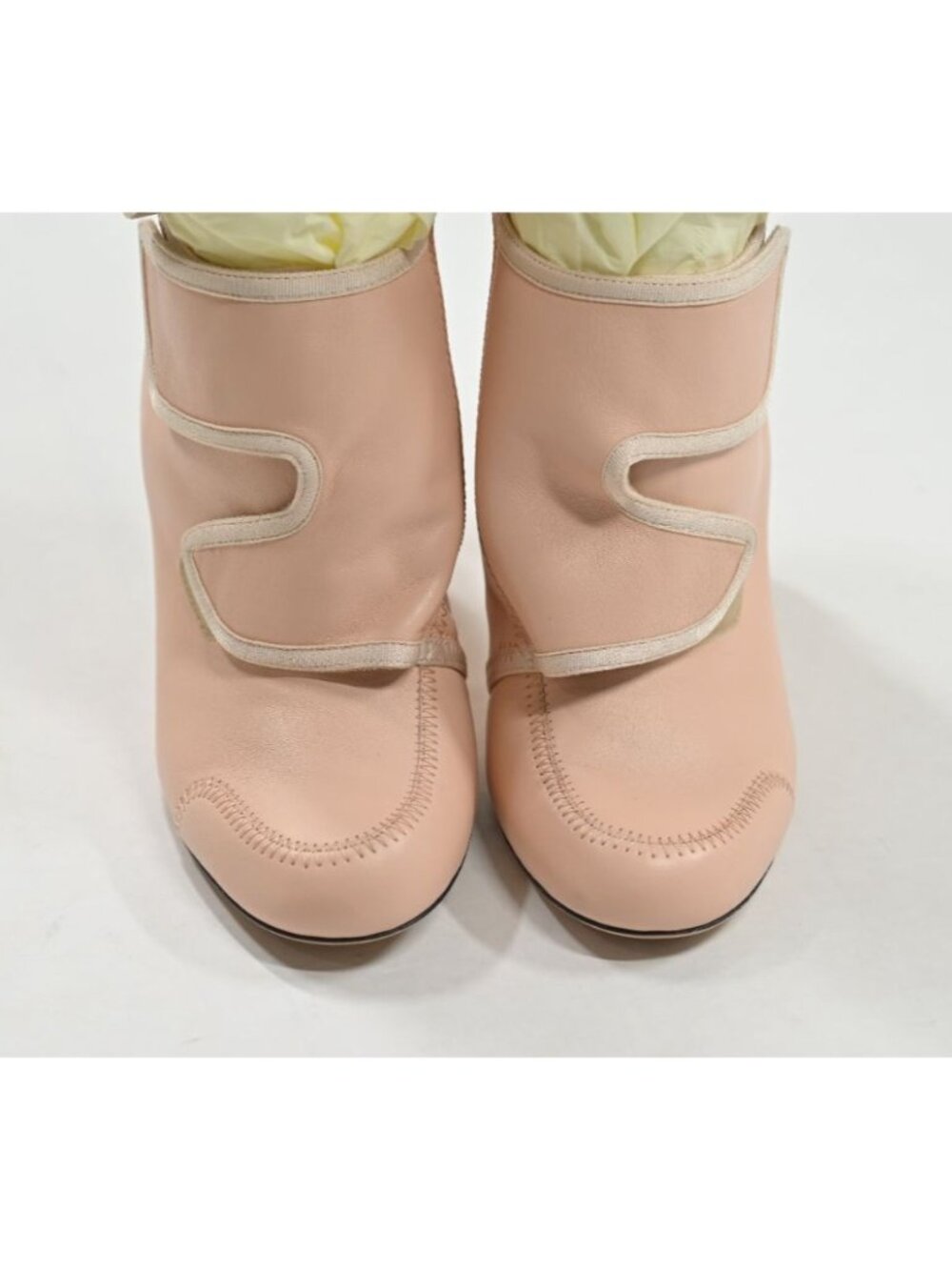 Fendi Promenade Lamb Leather Bootie in Rosa - Picture 8 of 12
